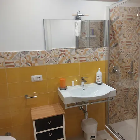 Casa Santa Lucia דירה מטה