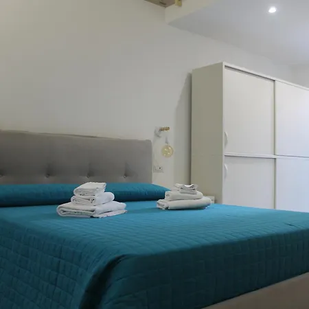 Casa Santa Lucia * מטה